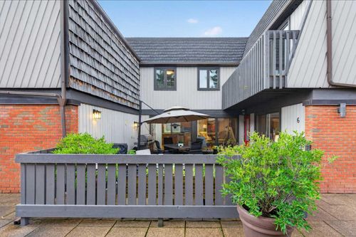 6-1726 8 Ave Nw, Calgary, AB, T2N1C2 | Card Image