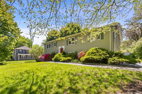 3755 Seymart Place, Yorktown, NY, 10588 | Card Image