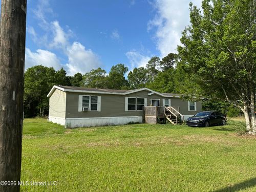 8270 Mystic Cir, Pass Christian, MS, 39571-9178 | Card Image
