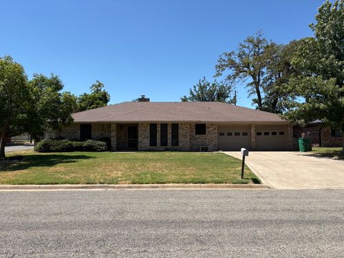 2104 N Woodland St, Stephenville, TX, 76401-2052 | Card Image