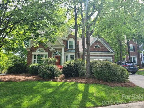 6210 Maple Cove Ln, Charlotte, NC, 28269-1086 | Card Image