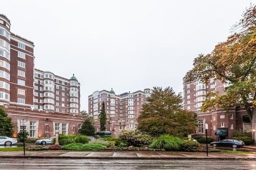 b706-20 Chapel St, Brookline, MA, 02446-7432 | Card Image