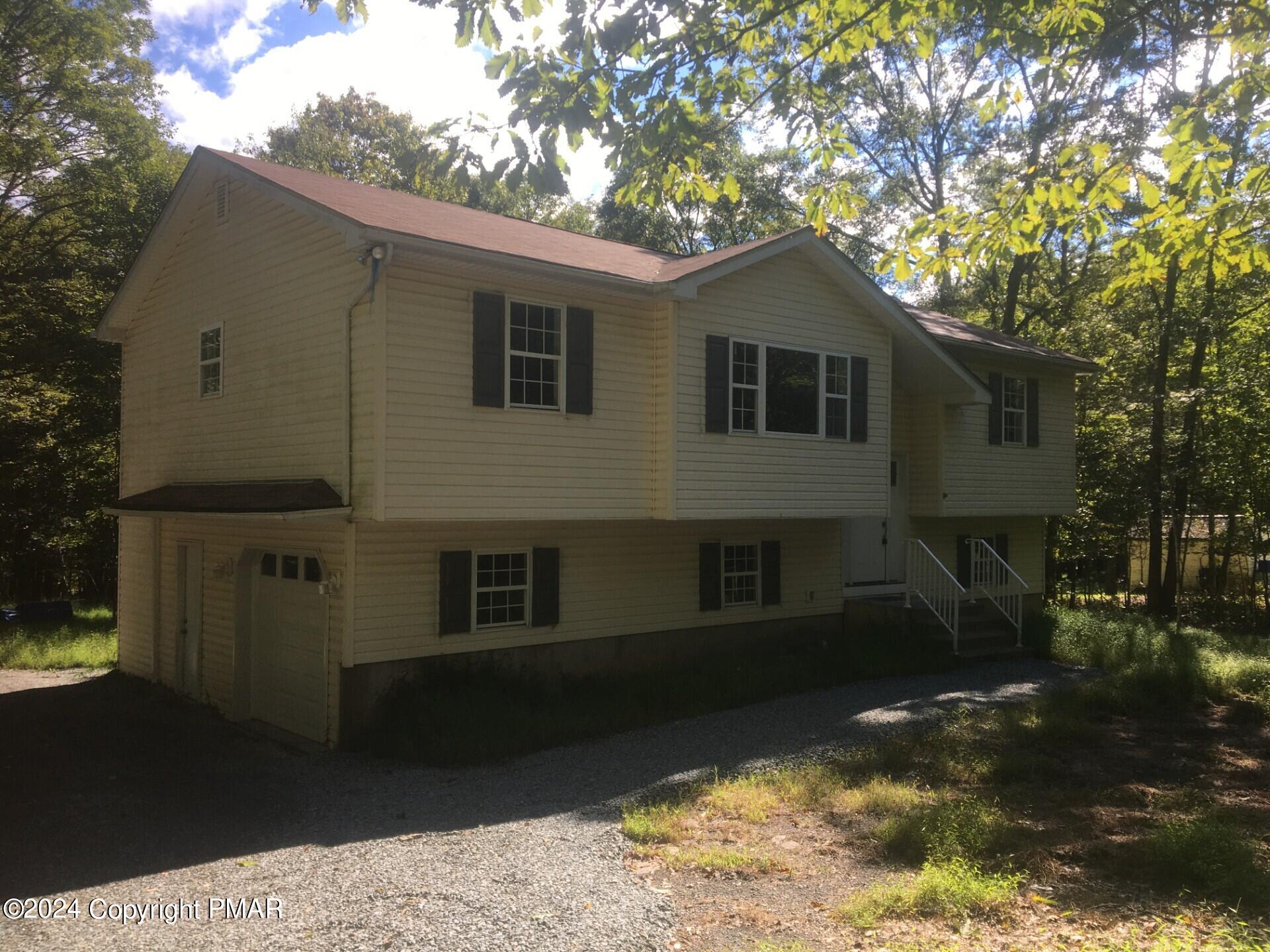 Daisy Dr, Effort, PA 18330