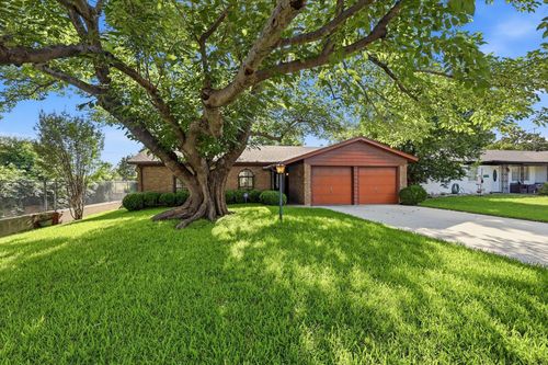 6325 Stardust Dr, Watauga, TX, 76148-3304 | Card Image