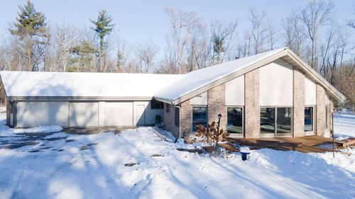 3745 Oak Moraine Court, STOCKTON, WI, 54482 | Card Image