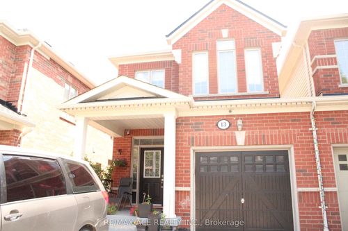 13 Powlesland St, Ajax, ON, L1T0L8 | Card Image