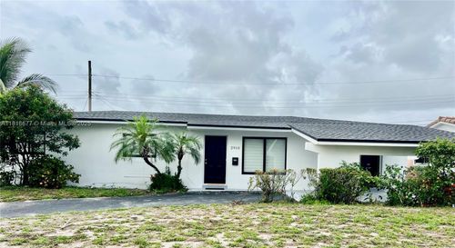 2910 Nw 185th St, Miami Gardens, FL, 33056-3127 | Card Image