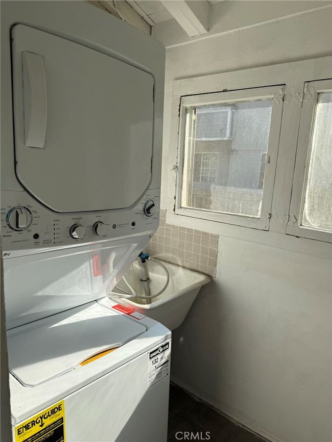APT-2 - 473 N Euclid Ave, Home with 0 bedrooms, 1 bathrooms and 2 parking in Pasadena CA | Image 6