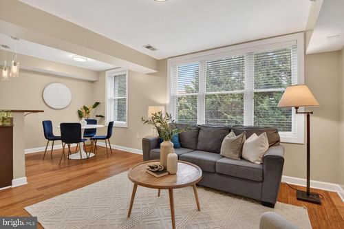 apt-302-5040 1st St Nw, WASHINGTON, DC, 20011-3365 | Card Image