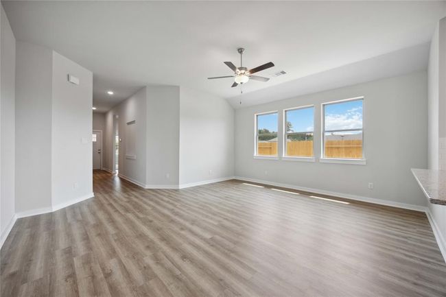 25460 Honus Wagner Way, House other with 4 bedrooms, 2 bathrooms and 2 parking in Splendora TX | Image 5