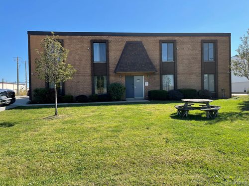 41900 Executive Dr, Harrison Township, MI, 48045-1310 | Card Image