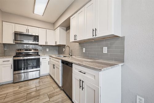 1203-5625 Antoine Dr, Houston, TX, 77091-4402 | Card Image