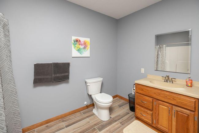 31-web-or-mls-31-Bathroom.jpg | Image 31