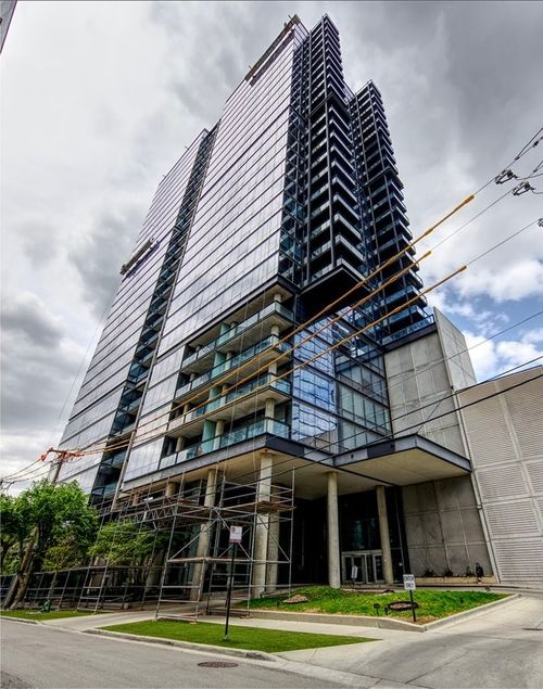 804-860 Blackhawk St, Chicago, IL, 60642-2534 | Card Image