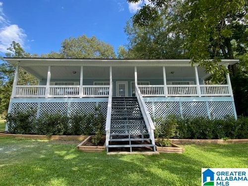 136 Lee Lanier Rd, Eclectic, AL, 36024-3216 | Card Image