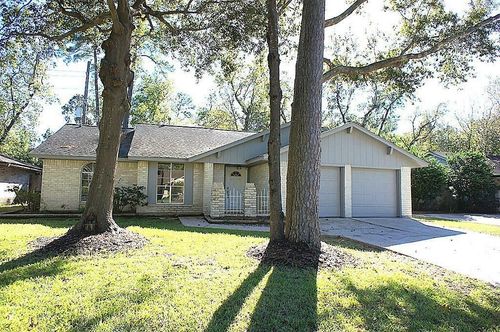 2618 Tinechester Dr, Kingwood, TX, 77339-1034 | Card Image