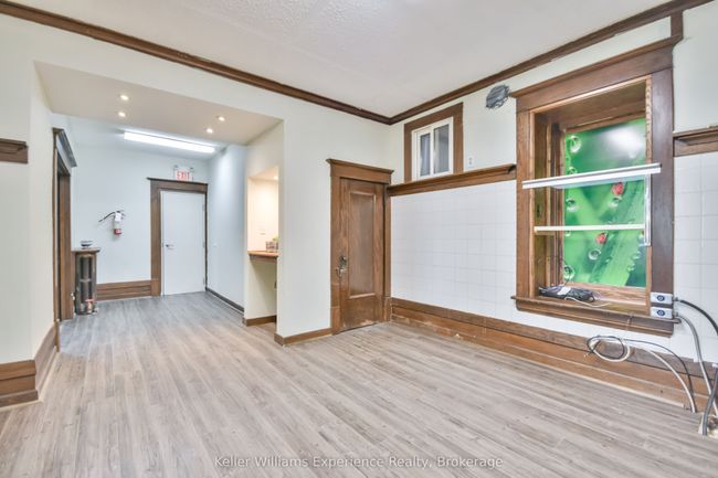 342 King St, Home with 0 bedrooms, 0 bathrooms and 4 parking in Midland ON | Image 12