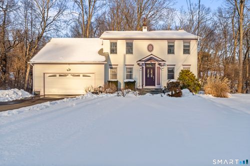 65 Bonnie View Dr, Trumbull, CT, 06611-4701 | Card Image