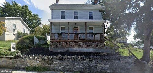 223 N Potomac St, WAYNESBORO, PA, 17268-1137 | Card Image