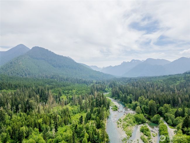 40411 Mountain Loop Hwy, House other with 2 bedrooms, 1 bathrooms and null parking in Granite Falls WA | Image 31