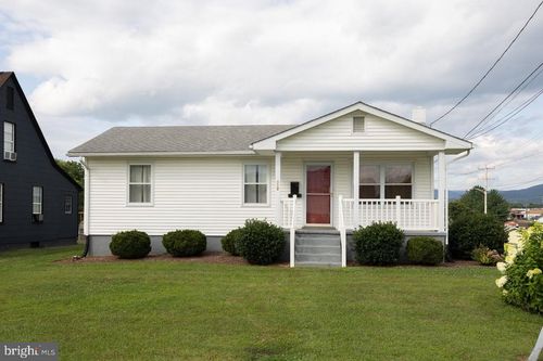 113 Eighth Ave, LURAY, VA, 22835-1522 | Card Image