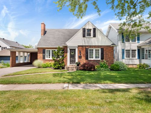 14 Vine St, Thorold, ON, L2V1S7 | Card Image