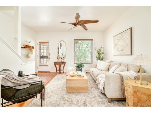 644 N Logan St, Denver, CO, 80203-3611 | Card Image