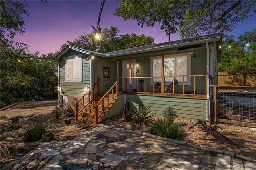1403 Minnie Dr, Austin, TX, 78732-6024 | Card Image
