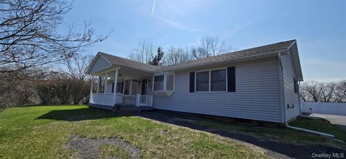 87 5th Ave, Newburgh, NY, 12550-2717 | Card Image