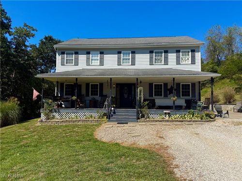 823 Greens Run Rd, Saint Mary's, WV, 26170-9015 | Card Image