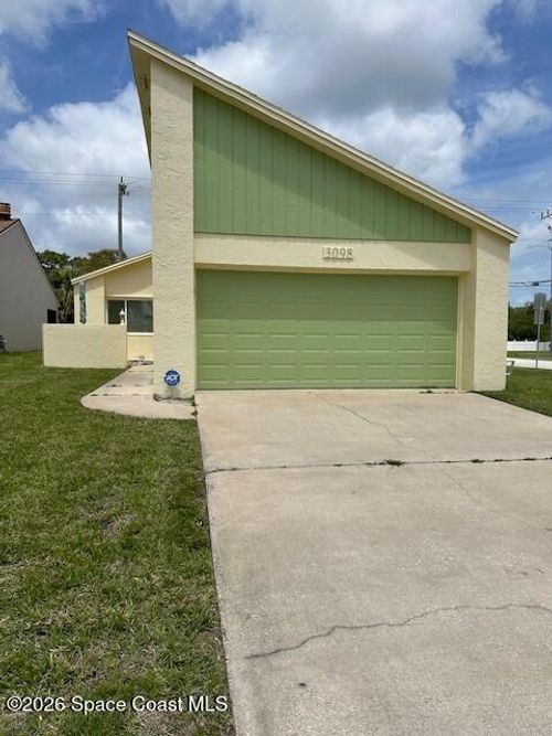 3098 Blackbird Ct, Melbourne, FL, 32935-4558 | Card Image