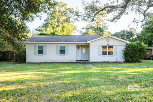 100 Doris Ave, Spanish Fort, AL, 36527-5429 | Card Image