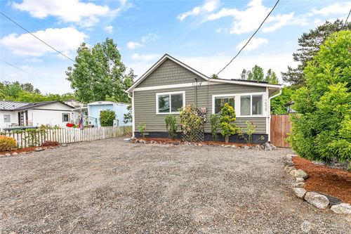 7538 Terrill Dr, Blaine, WA, 98230-9645 | Card Image