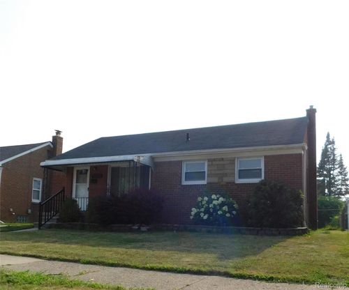 26101 Ronald St, Roseville, MI, 48066-4948 | Card Image