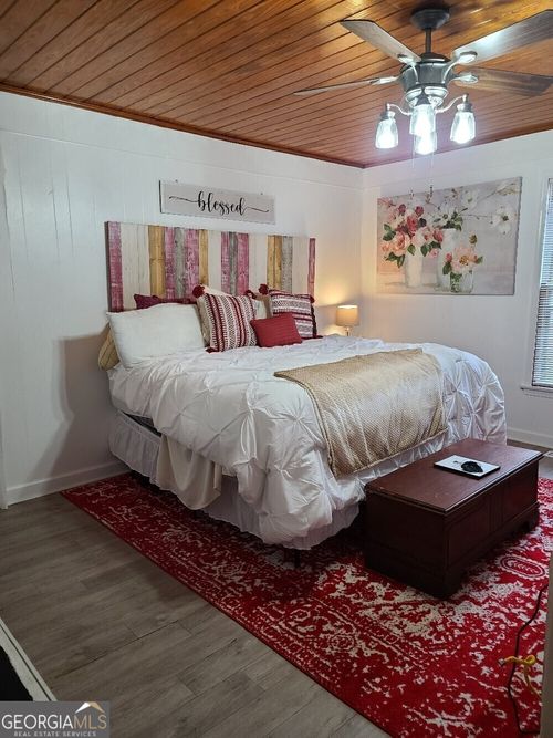 904 Park Ave, LaGrange, GA, 30240-5016 | Card Image