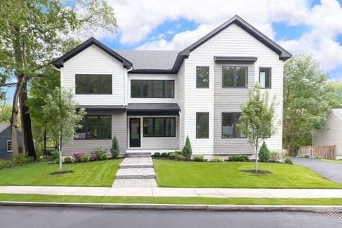 45 E Quinobequin Rd, Waban, MA, 02468-1806 | Card Image