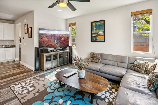 458 Sw 111 Th Pl, House other with 4 bedrooms, 3 bathrooms and 2 parking in Seattle WA | Image 5