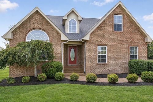 106 Emma Dr, Portland, TN, 37148-2052 | Card Image