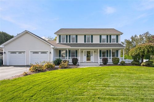 23 Balsam Ln, Smithfield, RI, 02917-1624 | Card Image