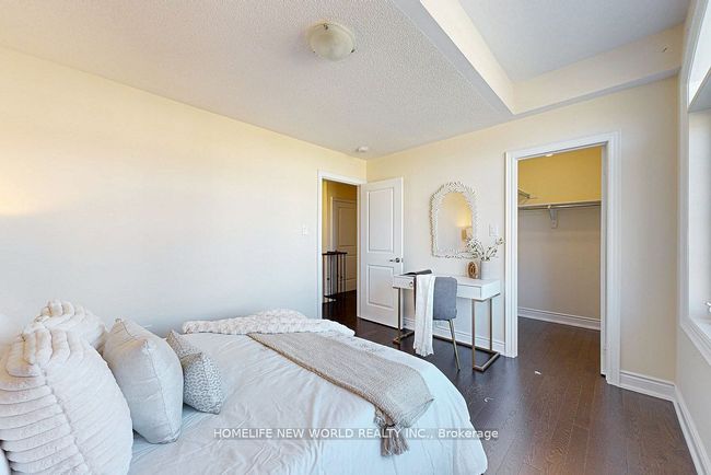 28 Av Horizon, House attached with 4 bedrooms, 3 bathrooms and 4 parking in Millbrook ON | Image 15