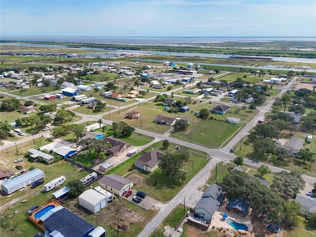570 Wightman St, House other with 3 bedrooms, 3 bathrooms and null parking in Matagorda TX | Image 38