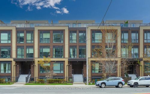 206-639 Lawrence Avenue W, Toronto, ON, M6A1A9 | Card Image