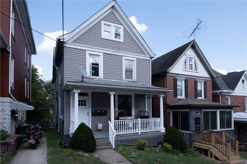 215 N Maple Ave, Greensburg, PA, 15601-1816 | Card Image