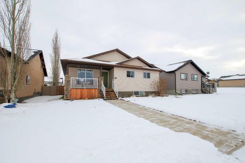 11 Fawn Meadows Dr, Delburne, AB, T0M | Card Image