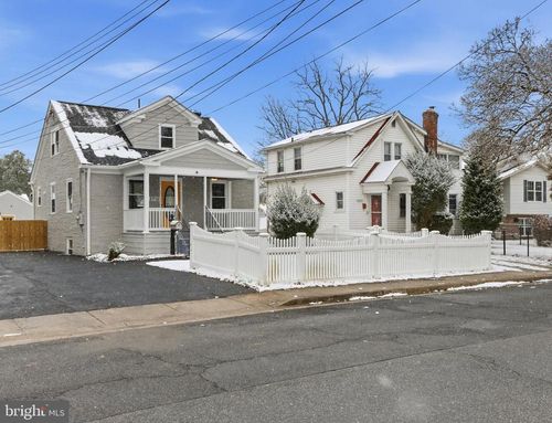 3710 42nd Ave, BRENTWOOD, MD, 20722-1958 | Card Image