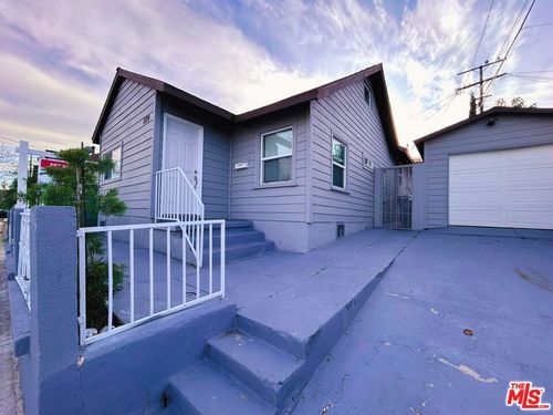 1109 N Chester Ave, Inglewood, CA, 90302 | Card Image