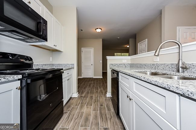 1185 Moton Ave Sw, House other with 3 bedrooms, 3 bathrooms and null parking in Atlanta GA | Image 7