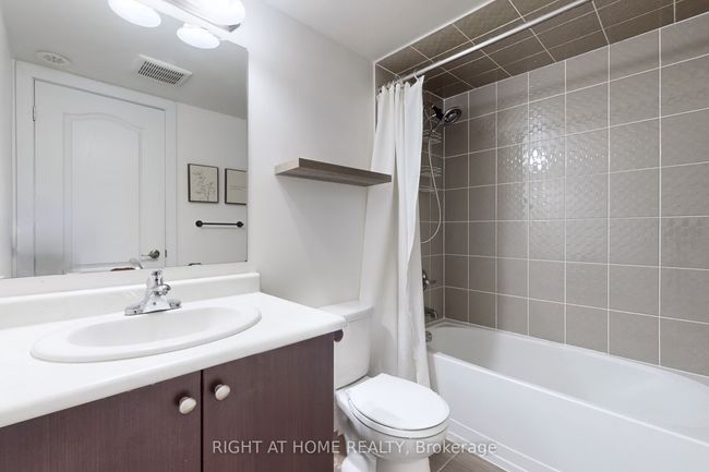 129 - 2 Dunsheath Way, Condo with 2 bedrooms, 2 bathrooms and null parking in Markham ON | Image 26