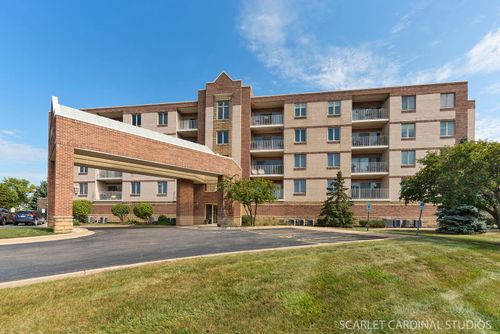 unit-107-201 W Brush Hill Rd, Elmhurst, IL, 60126-5648 | Card Image