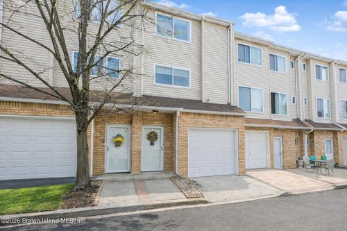 56 Ashley Ln, Staten Island, NY, 10309-4326 | Card Image